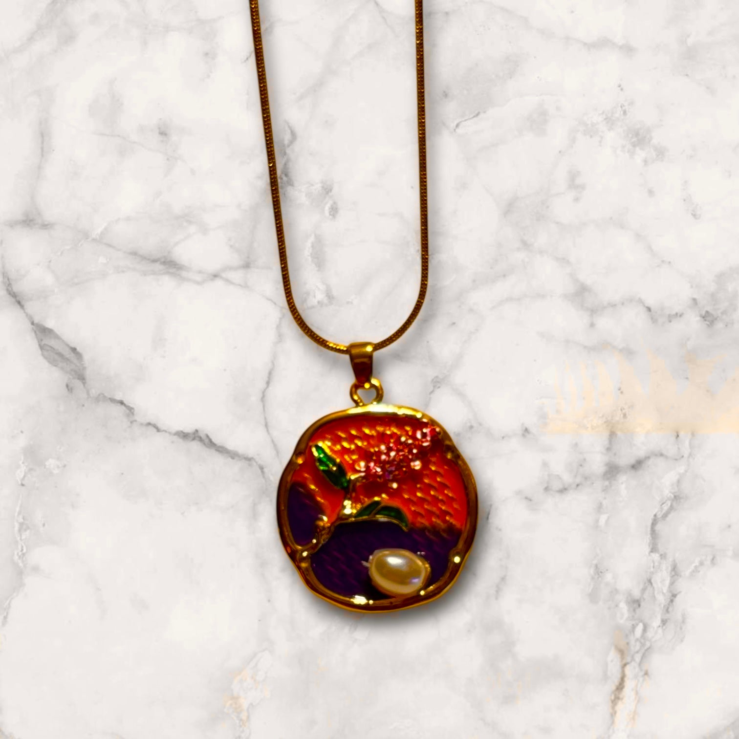 Pearl Enamel Floral Golden Anti Tarnish Pendant Clasp Necklace - RYZZ