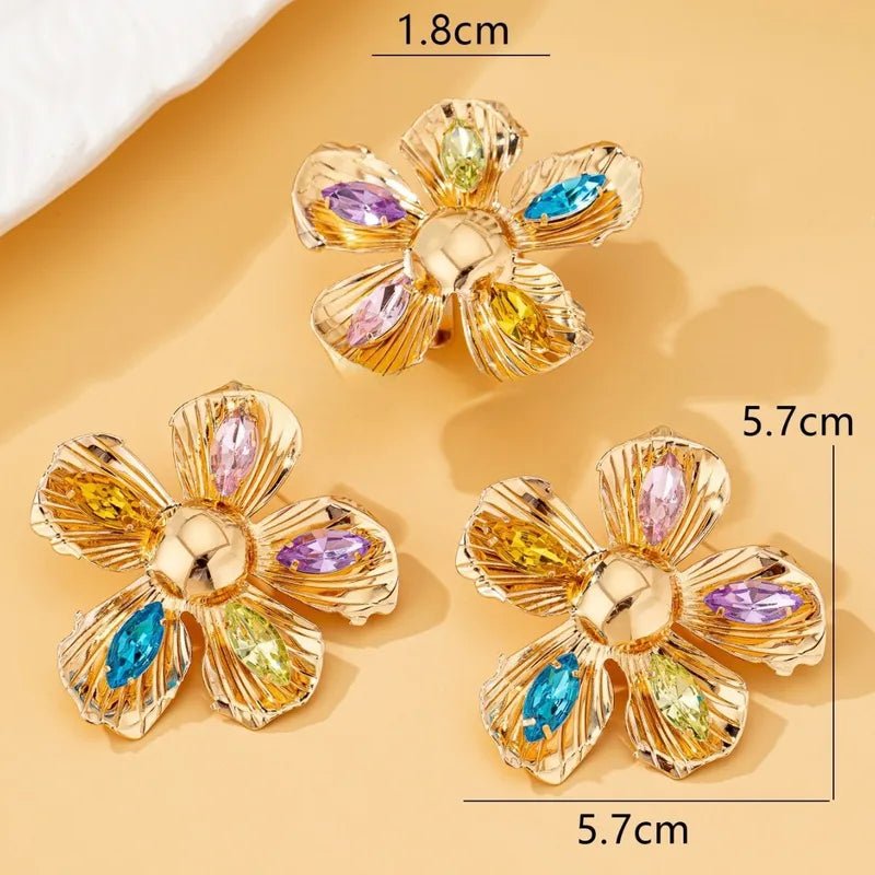 Ring and a Pair of Floral Earrings Set Chunky Alloy Gold Plated Jewelry Set - RYZZ