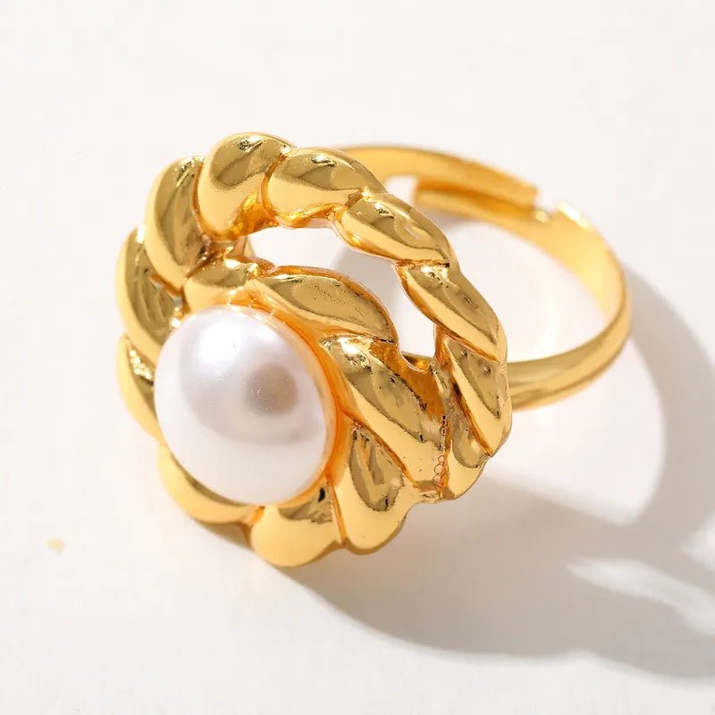 Ion Plating (IP) Real Gold Plated 18K Gold Geometric Stainless Steel Cute Basic Simple Style Waterproof Anti - Tarnish Rings - RYZZ