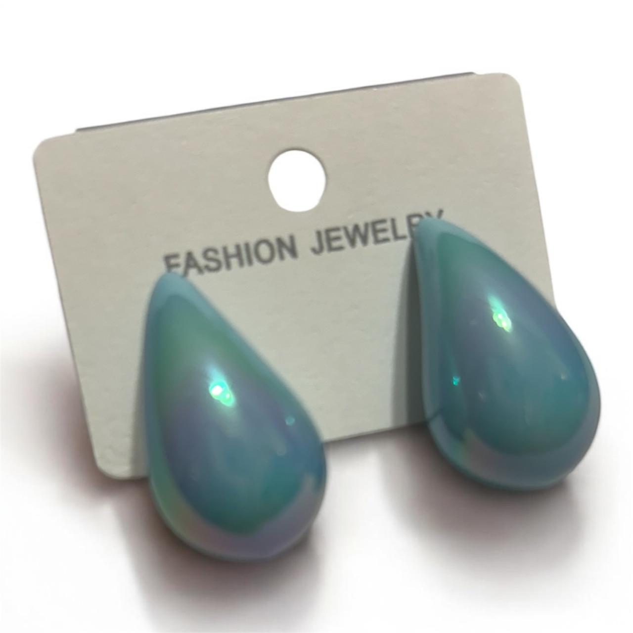 Tear Drop Earrings | Korean Design Studs | Available in several colours - RYZZ