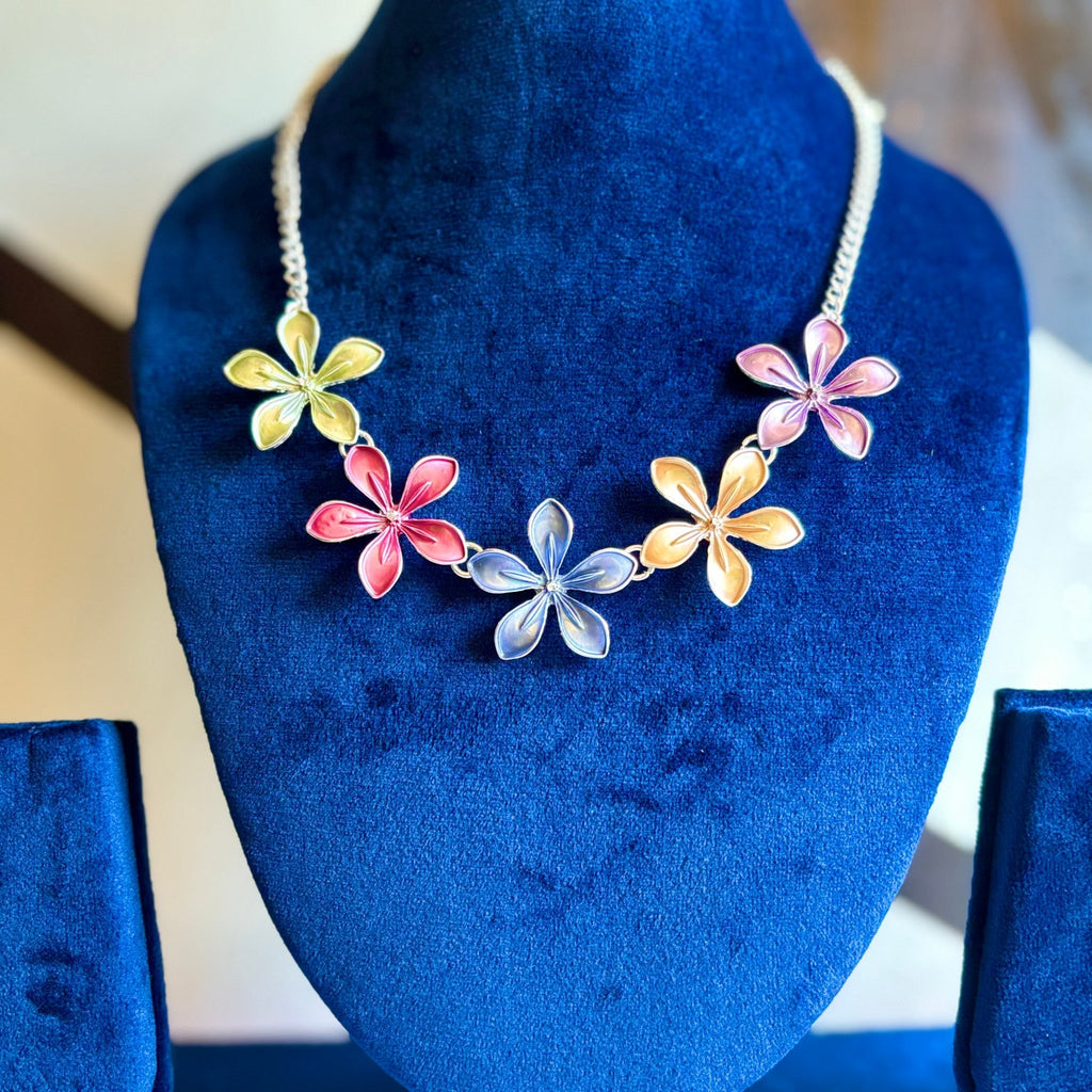 Multi Color Flowers Statement Necklace in Brass Korean Fresh Design - RYZZ