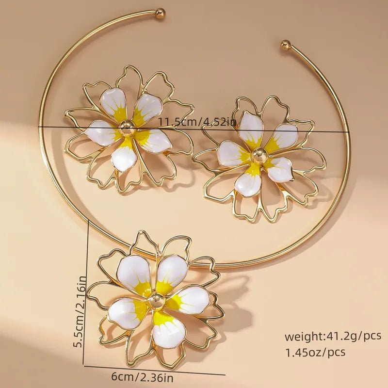 Yellow Retro Exaggerated Flower Alloy Women's Jewelry Set - Necklace and Earrings - RYZZ