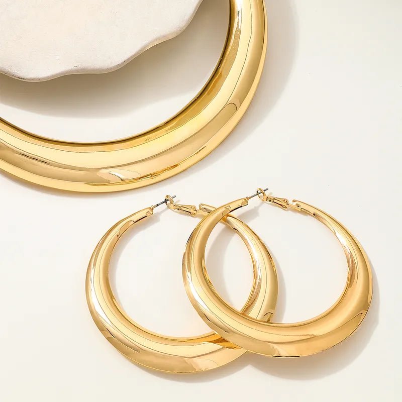 Simple Style Classic Style Solid Color Alloy Women's Jewelry Necklace and Earrings Set in Gold Plating - RYZZ