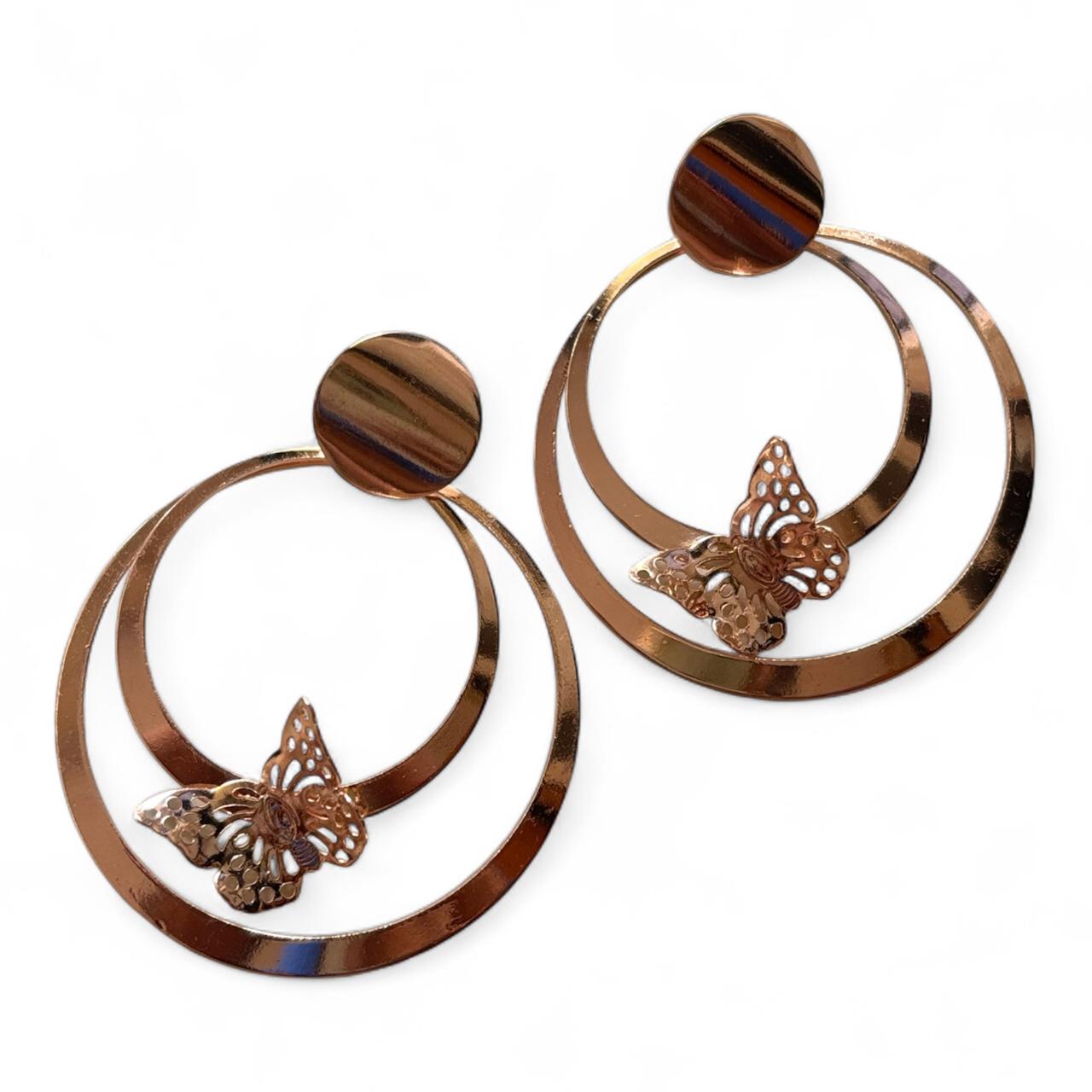 Butterfly Accent Alloy Earrings Circular Korean Design in Gold Tone - RYZZ
