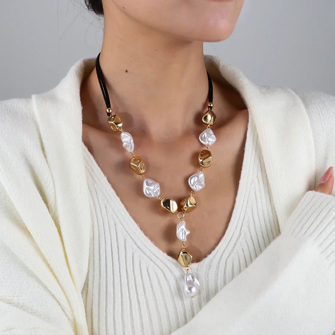 Golden Y - Shaped Necklace Baroque Design Irregular Fashionable Women's Jewelry Elegant Luxury Sweet British Style - RYZZ