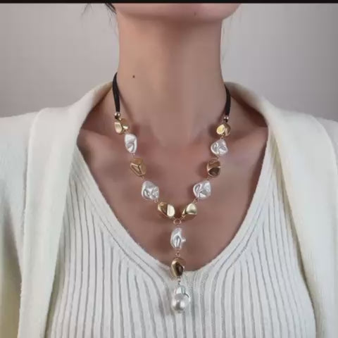 Silver Y-Shaped Necklace Baroque Design Irregular Fashionable Women's Jewelry Elegant Luxury Sweet British Style